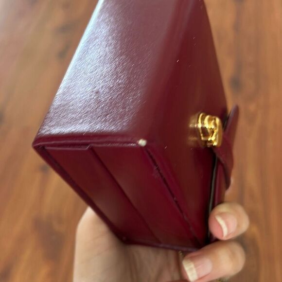 WOLF Burgundy Jewelry Organizer with Gold Clasp - Picture 7 of 7